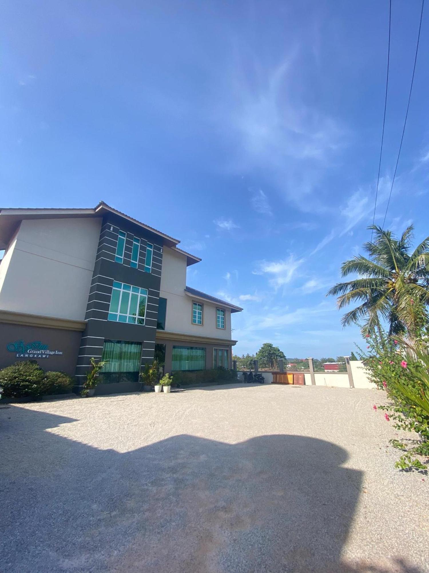 Grand Village Inn Pantai Cenang  Exteriér fotografie